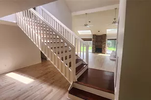 2127 Manor Green Dr, Houston, TX 77077 - Photo 7