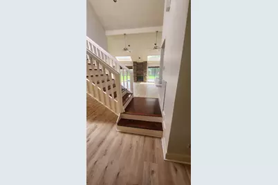 2127 Manor Green Drive, Houston, TX 77077 - Photo 7