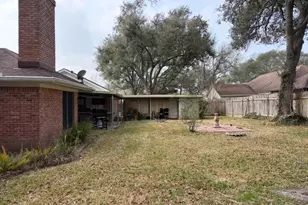 1002 Center St, El Campo, TX 77437 - Photo 29