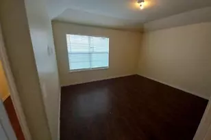 14914 Huntington Willow Ln, Houston, TX 77090 - Photo 9