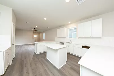 15614 Coneflower Hills Drive, Houston, TX 77090 - Photo 5