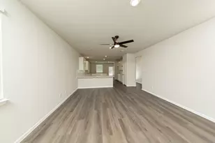 15614 Coneflower Hls Dr, Houston, TX 77090 - Photo 3