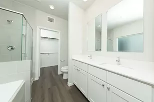 15614 Coneflower Hls Dr, Houston, TX 77090 - Photo 11