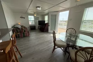 855 County Rd 201, Sargent, TX 77414 - Photo 17
