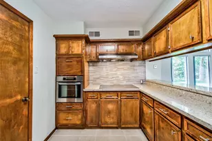 8022 La Brea Dr, Houston, TX 77083 - Photo 21