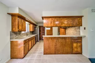 8022 La Brea Dr, Houston, TX 77083 - Photo 19