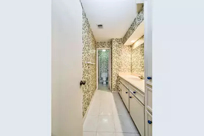 8022 La Brea Drive, Houston, TX 77083 - Photo 33