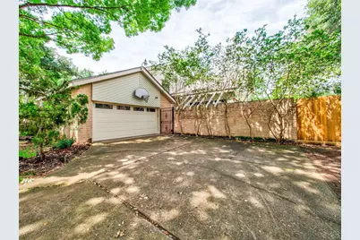8022 La Brea Drive, Houston, TX 77083 - Photo 5