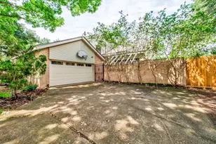 8022 La Brea Dr, Houston, TX 77083 - Photo 39