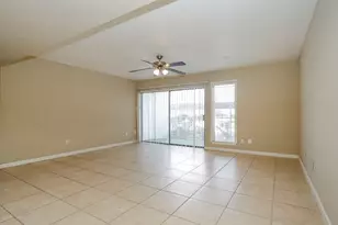 2822 S Bartell Dr, Houston, TX 77054 - Photo 7