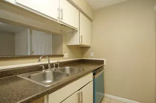 2822 S Bartell Dr, Houston, TX 77054 - Photo 11