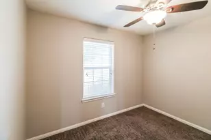 826 Saltcreek Bend Ln, La Marque, TX 77568 - Photo 15