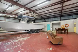 354 Fisher St, Matagorda, TX 77414 - Photo 7