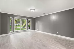 2106 Thousand Pines Dr, Houston, TX 77339 - Photo 17