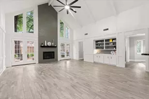 2106 Thousand Pines Dr, Houston, TX 77339 - Photo 7
