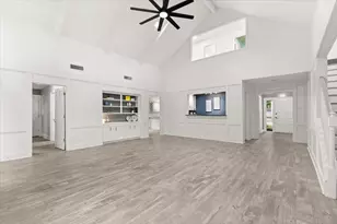 2106 Thousand Pines Dr, Houston, TX 77339 - Photo 9