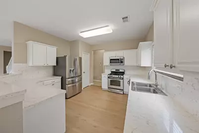 16306 Autumn Leigh Drive, Houston, TX 77083 - Photo 13