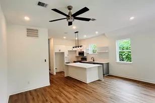 1526 Armada Dr, Houston, TX 77091 - Photo 7