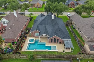 2605 Pebble Creek Dr, Pearland, TX 77581 - Photo 37