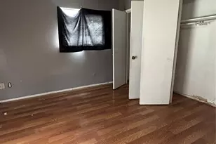12007 S Fairhollow Ln, Houston, TX 77043 - Photo 9