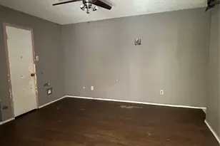 12007 S Fairhollow Ln, Houston, TX 77043 - Photo 7