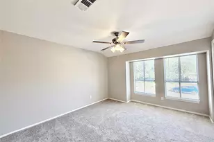 7980 Grove Ridge Dr, Houston, TX 77061 - Photo 9