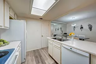 1908 Augusta Dr, Houston, TX 77057 - Photo 21