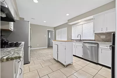 6122 Sanford Road, Houston, TX 77096 - Photo 13