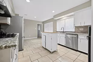 6122 Sanford Rd, Houston, TX 77096 - Photo 13