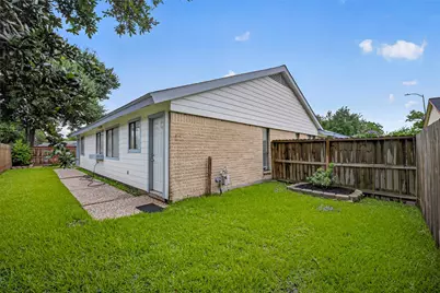 6122 Sanford Road, Houston, TX 77096 - Photo 47