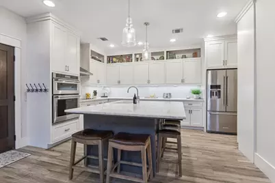 1266 Fountain View Drive #174, Houston, TX 77057 - Photo 11