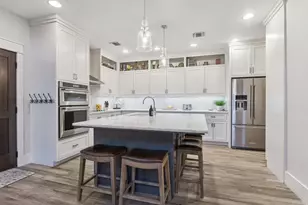 1266 Fountain View Dr, Houston, TX 77057 - Photo 11