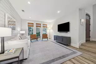 1266 Fountain View Dr, Houston, TX 77057 - Photo 5