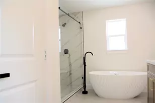 418 Briar Hill Dr, Houston, TX 77042 - Photo 27
