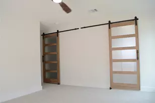 418 Briar Hill Dr, Houston, TX 77042 - Photo 33