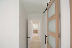 418 Briar Hill Dr, Houston, TX 77042 - Photo 35