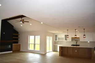418 Briar Hill Dr, Houston, TX 77042 - Photo 7