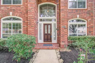15919 Hurstfield Pointe Dr, Cypress, TX 77429 - Photo 3