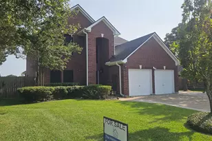 1205 28th Ave N, Texas City, TX 77590 - Photo 3