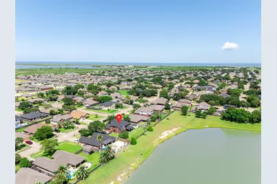 1205 28th Avenue N, Texas City, TX 77590 - Photo 3