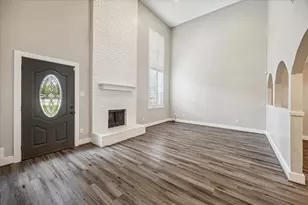 14236 Misty Meadow Ln, Houston, TX 77079 - Photo 5