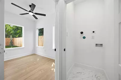 4562 Teton Street #D, Houston, TX 77051 - Photo 17
