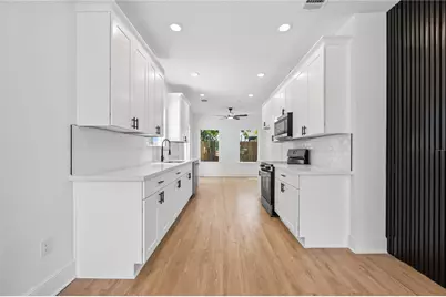 4562 Teton Street #D, Houston, TX 77051 - Photo 13