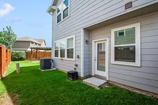 5527 Cuerta St, Houston, TX 77023 - Photo 39