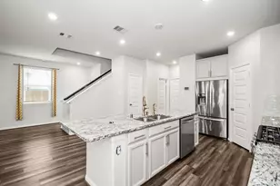 5527 Cuerta St, Houston, TX 77023 - Photo 13