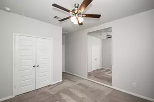 5527 Cuerta St, Houston, TX 77023 - Photo 37
