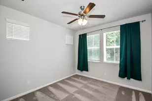 5527 Cuerta St, Houston, TX 77023 - Photo 29