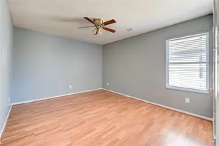 12510 Greensbrook Forest Dr, Houston, TX 77044 - Photo 17