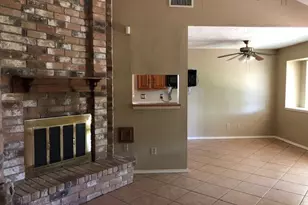 14002 Kathi Lynn Ln, Sugar Land, TX 77498 - Photo 15
