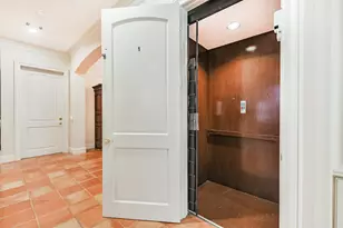 52 Briar Hollow Ln, Houston, TX 77027 - Photo 35